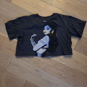 H&M | Ariana Grande Crop Top